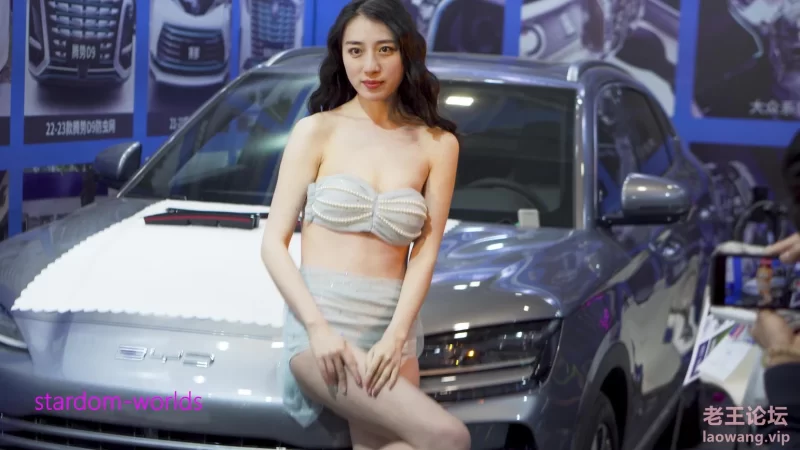 2024深圳改裝車展 Auto Show _ Racing Model 레이싱모델 性感美女車模 車展模特Day2-6.jpg